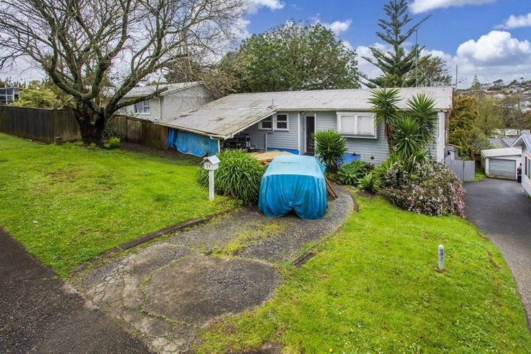 Photo of property in 71 Lauderdale Road, Birkdale, Auckland, 0626