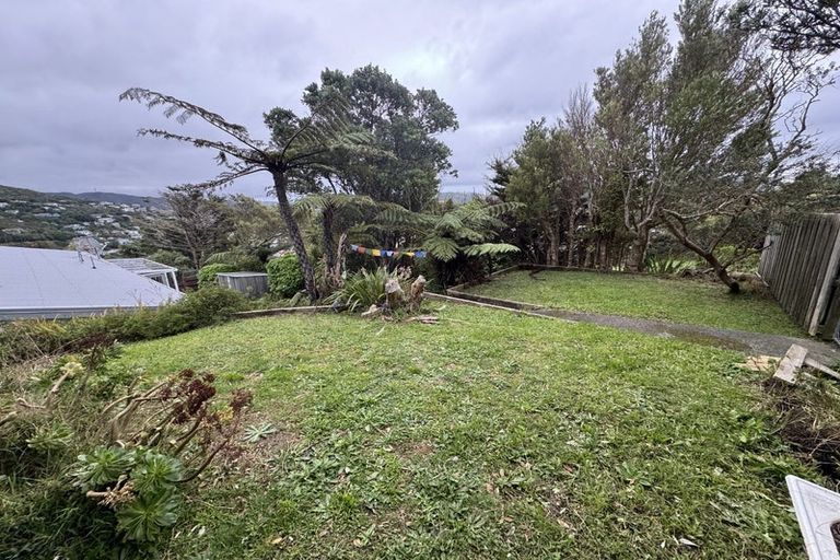 Photo of property in 9 Versailles Street, Karori, Wellington, 6012