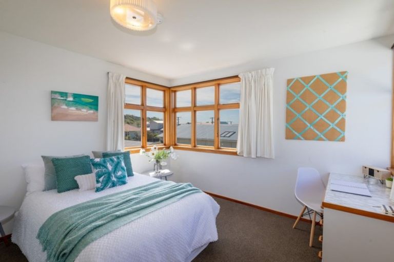 Photo of property in 11 Bay View Road, Moncks Bay, Christchurch, 8081