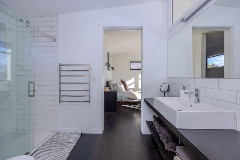 Photo of property in 3 Baker Grove, Wanaka, 9305