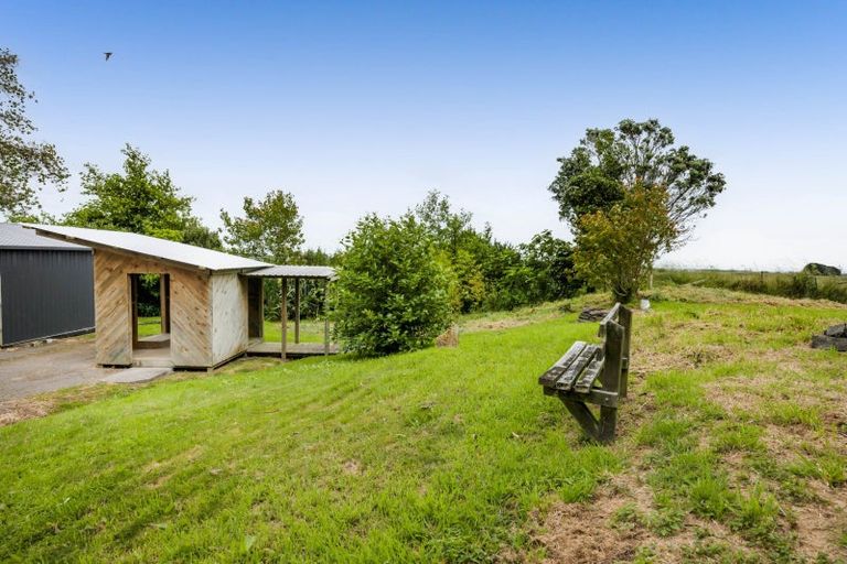 Photo of property in 8 Weka Street, Te Kiri, Opunake, 4682