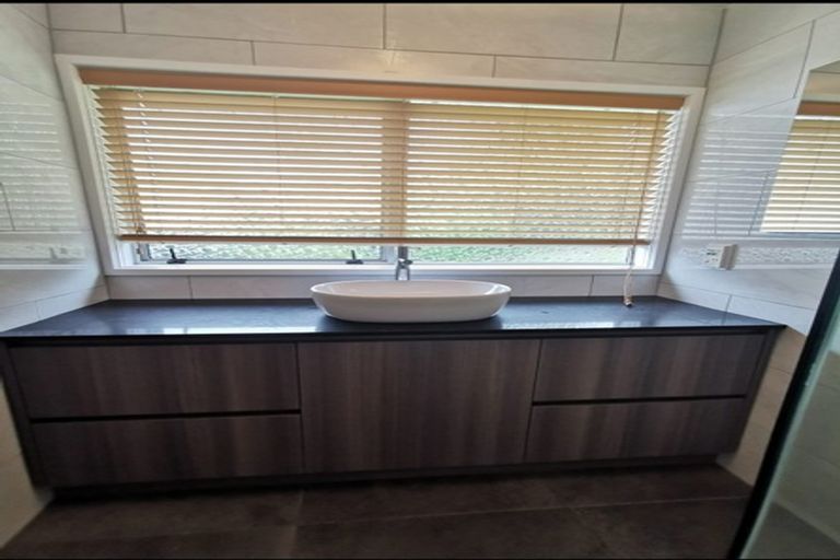 Photo of property in 14 Annison Avenue, Glen Eden, Auckland, 0602