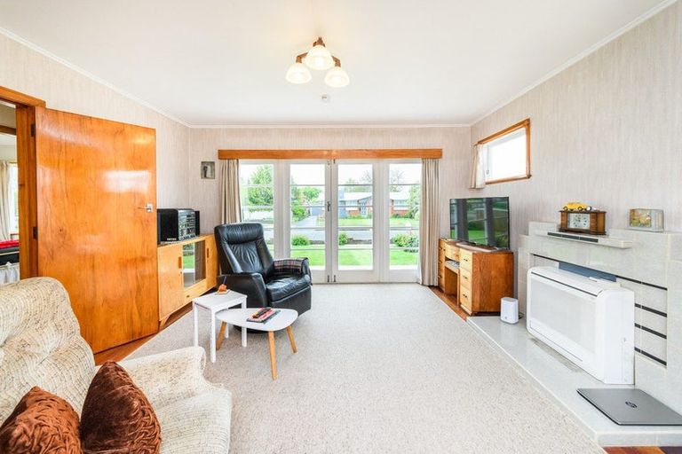 Photo of property in 8 Freyberg Street, Feilding, 4702