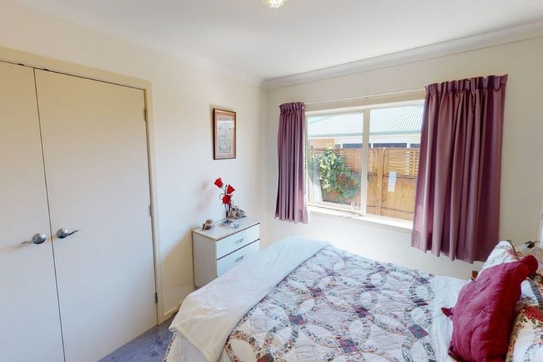 Photo of property in 20 Reeve Street, Levin, 5510