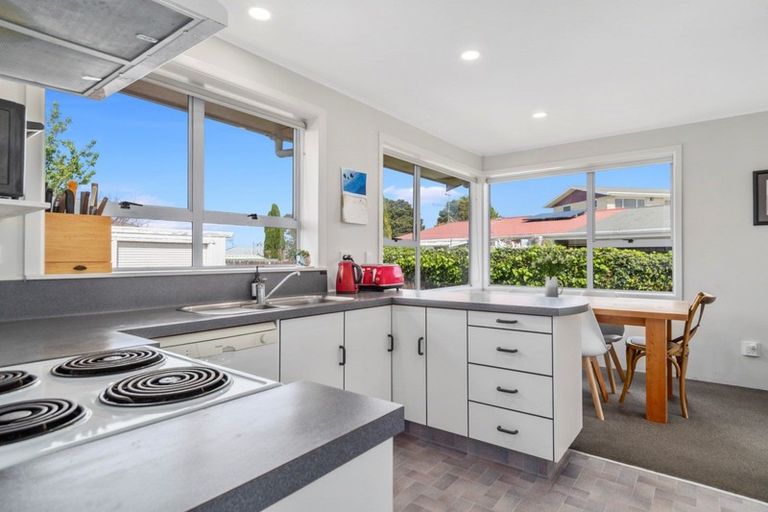 Photo of property in 8 Jefferson Place, Brookfield, Tauranga, 3110