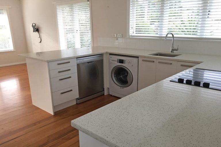 Photo of property in 3/10 Northboro Road, Hauraki, Auckland, 0622