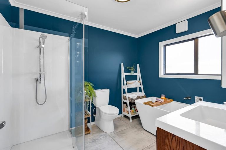 Photo of property in 73 Rewa Street, Inglewood, 4330