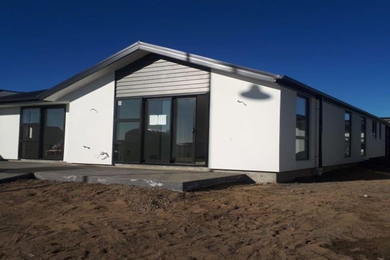 Photo of property in 24 Whakatipu Street, Pegasus, 7612