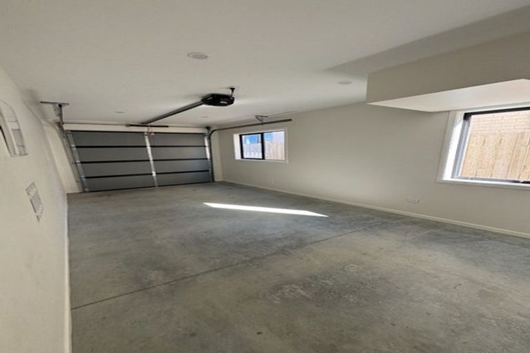 Photo of property in 79a Chilcott Road, Henderson, Auckland, 0612