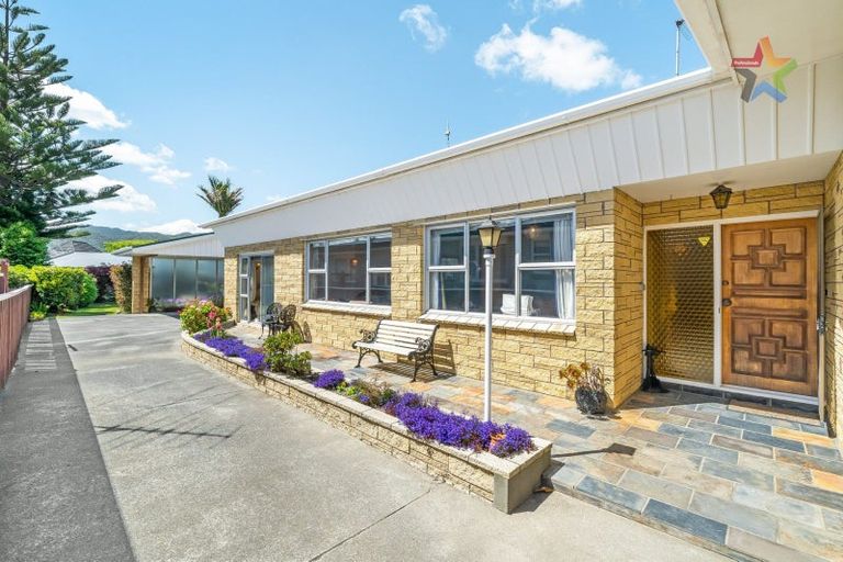 Photo of property in 122 Pretoria Street, Hutt Central, Lower Hutt, 5010