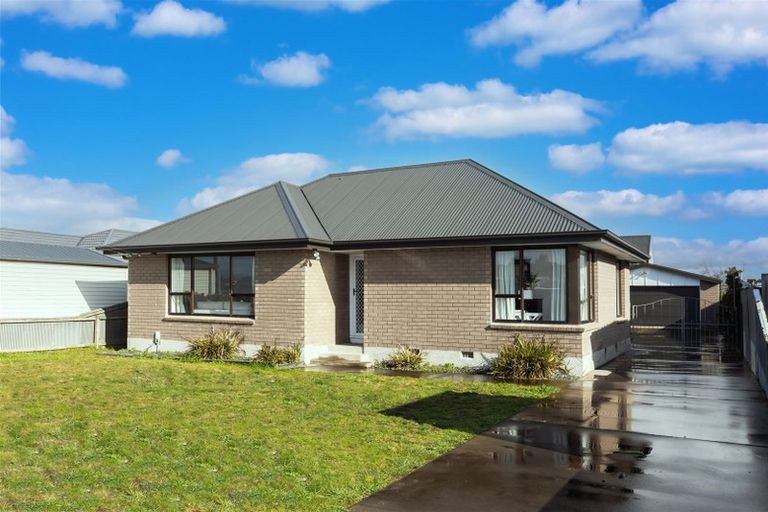 Photo of property in 85 Wattle Drive, New Brighton, Christchurch, 8083