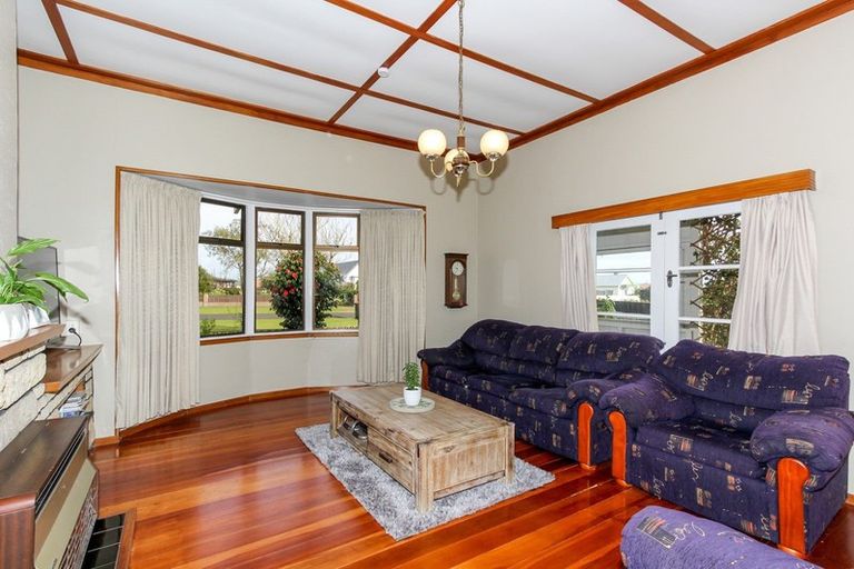 Photo of property in 28 Mouatt Street, Waitara, 4320