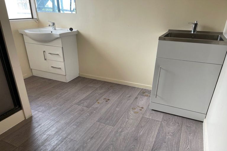 Photo of property in 94 Arran Road, Browns Bay, Auckland, 0630