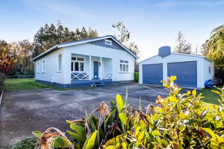 Photo of property in 26 Tainui Terrace, Inglewood, 4330