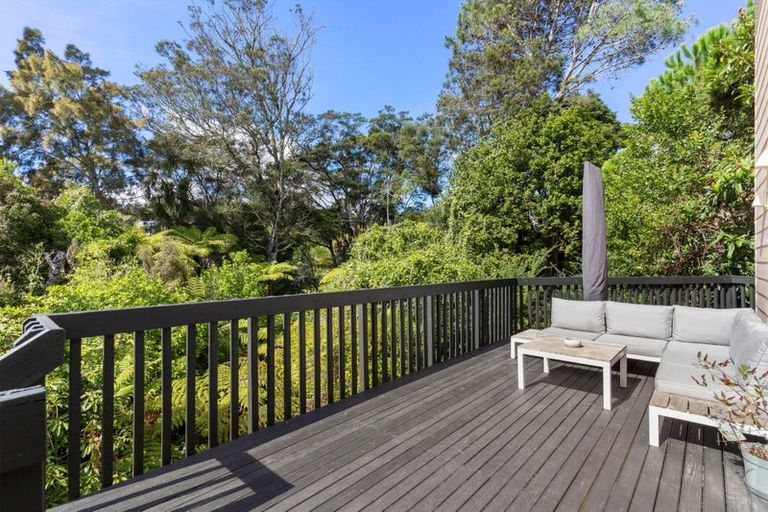 Photo of property in 43 Holmes Drive South, Massey, Auckland, 0614