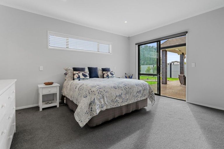 Photo of property in 3 Oceania Sands Way, Papamoa Beach, Papamoa, 3118