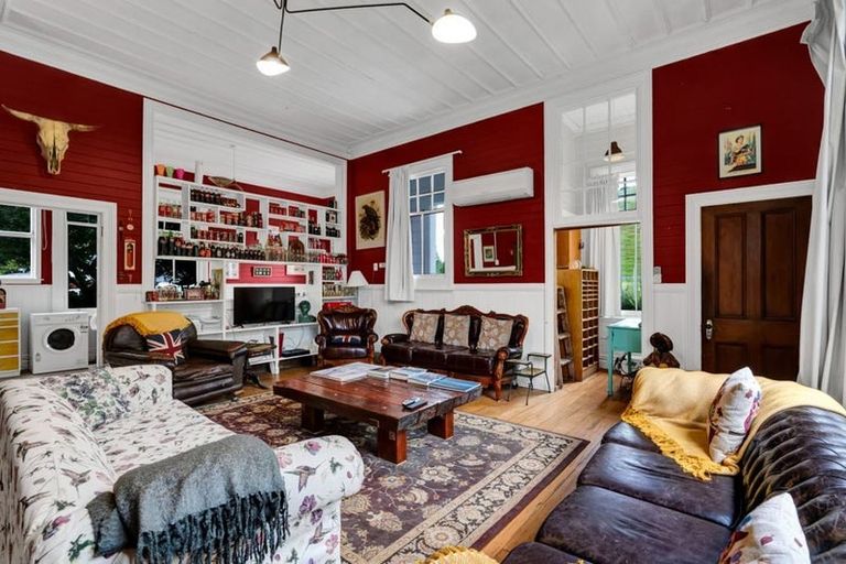 Photo of property in 3 Gribbin Street, Awakino, Mokau, 4376