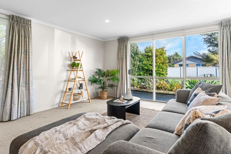 Photo of property in 43 Kedge Drive, Mangawhai, 0505