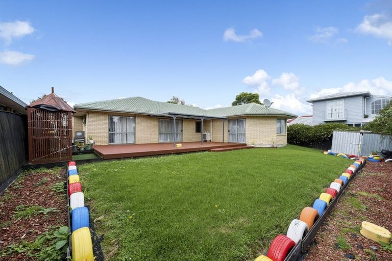 Photo of property in 161 Sturges Road, Henderson, Auckland, 0612