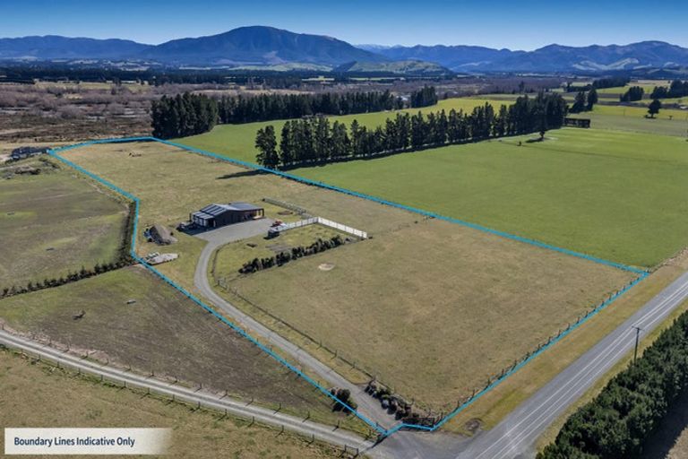 Photo of property in 123 Yaxleys Road, Loburn, Rangiora, 7473