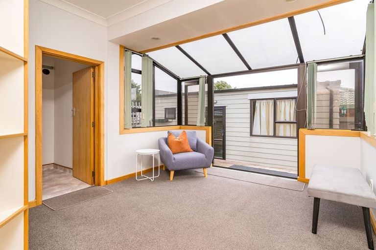 Photo of property in 82 Bush Road, Mosgiel, 9024