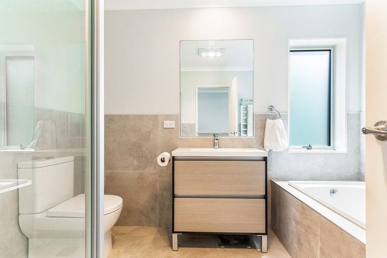 Photo of property in 71 Whenuapai Drive, Whenuapai, Auckland, 0618