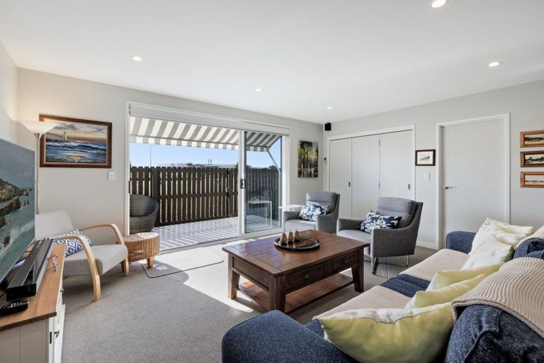 Photo of property in 20 Marion Crescent, Papamoa Beach, Papamoa, 3118