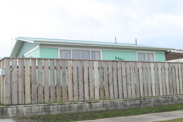Photo of property in 32 Guildford Street, Tamatea, Napier, 4112