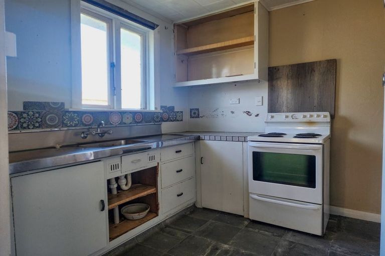 Photo of property in 16 Wainui Street, Dobson, Greymouth, 7805