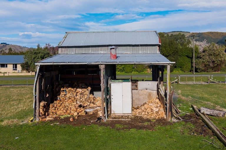 Photo of property in 15 Victoria Street, Waimate, 7924