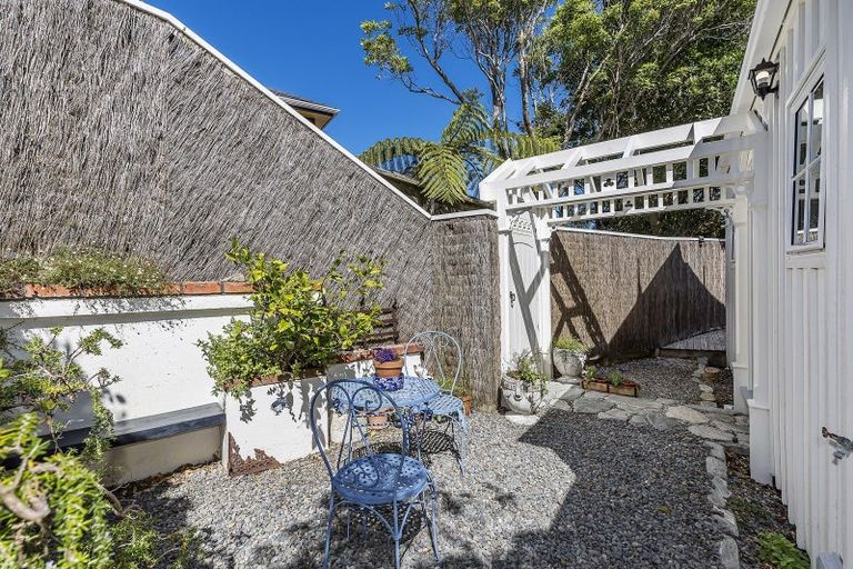 Photo of property in 86a Volga Street, Island Bay, Wellington, 6023