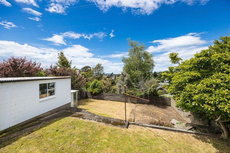 Photo of property in 112 Centennial Avenue, Helensburgh, Dunedin, 9010