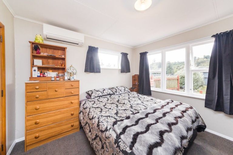 Photo of property in 12 Lagoon Road, Rangiwahia, Kimbolton, 4774