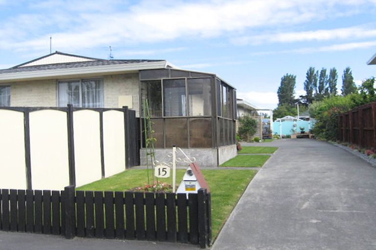 Photo of property in 2/15 Brogar Place, Casebrook, Christchurch, 8051