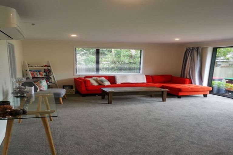 Photo of property in 16 Rollin Street, Heathcote Valley, Christchurch, 8022