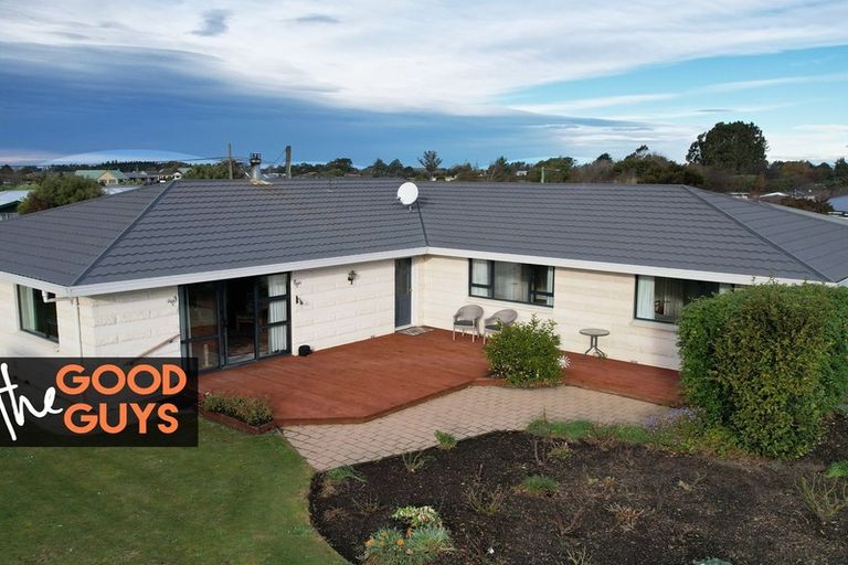 Photo of property in 15 Gordon Street, Weston, Oamaru, 9401