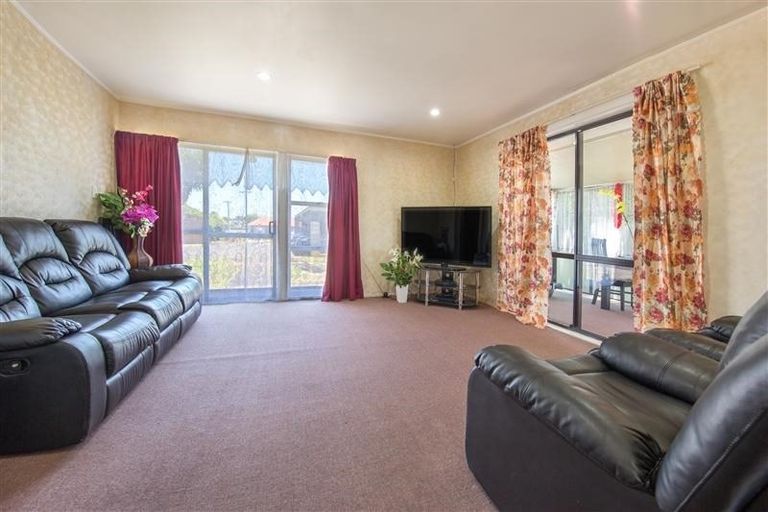 Photo of property in 5/86 Carruth Road, Papatoetoe, Auckland, 2025