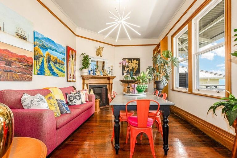 Photo of property in 9 Karepa Street, Brooklyn, Wellington, 6021