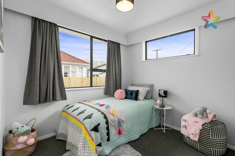 Photo of property in 59 Chapman Crescent, Naenae, Lower Hutt, 5011