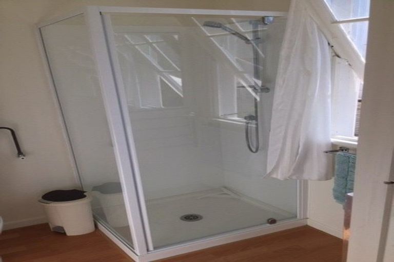 Photo of property in 8 Cracroft Street, Devonport, Auckland, 0624