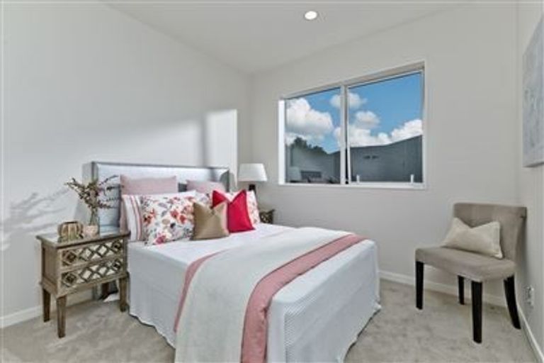 Photo of property in 51 Harvest Avenue, Orewa, 0931
