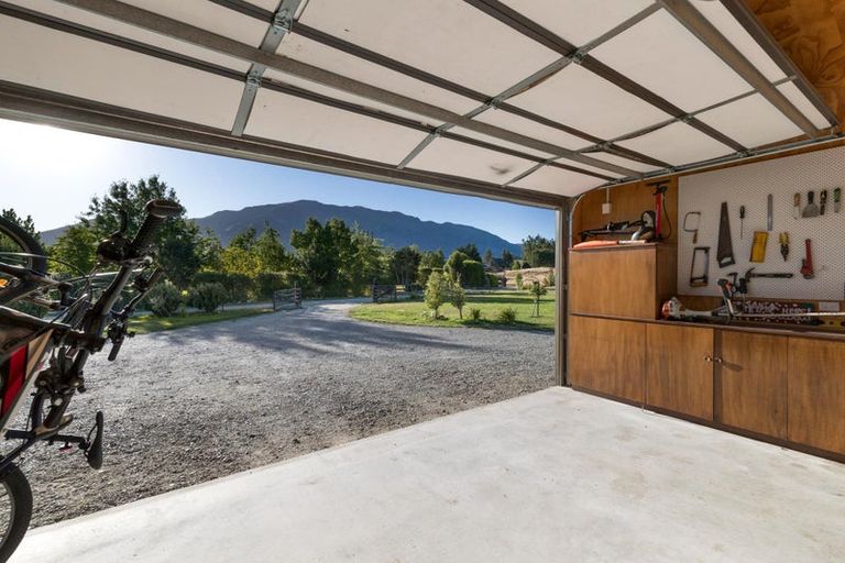 Photo of property in 17 Lichen Lane, Lake Hawea, Wanaka, 9382