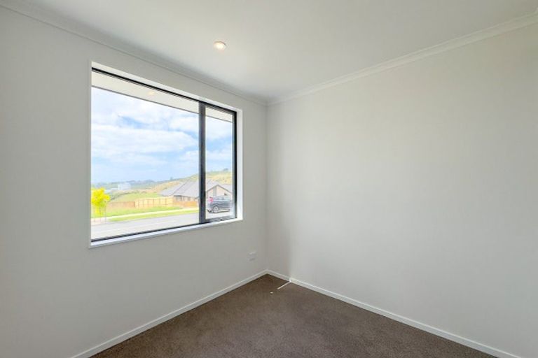 Photo of property in 2 Bathurst Crescent, Pokeno, 2402