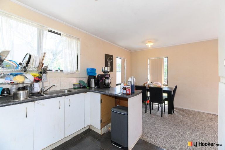 Photo of property in 2/190 Te Irirangi Drive, Flat Bush, Auckland, 2019