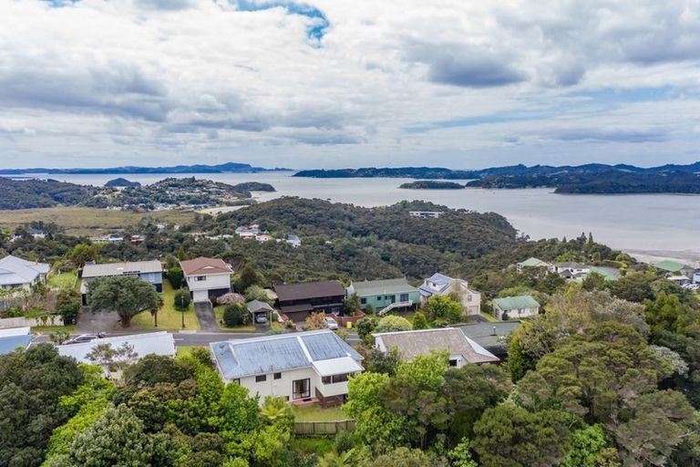 Photo of property in 90 Te Haumi Drive, Paihia, 0200