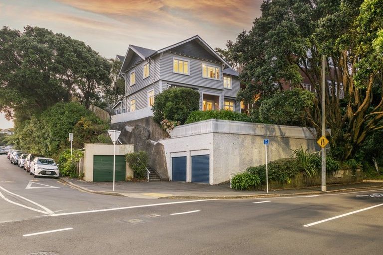 Photo of property in 103 Upland Road, Kelburn, Wellington, 6012