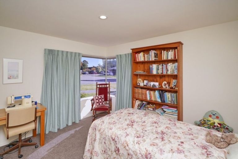 Photo of property in 2e Hilton Drive, Amberley, 7410