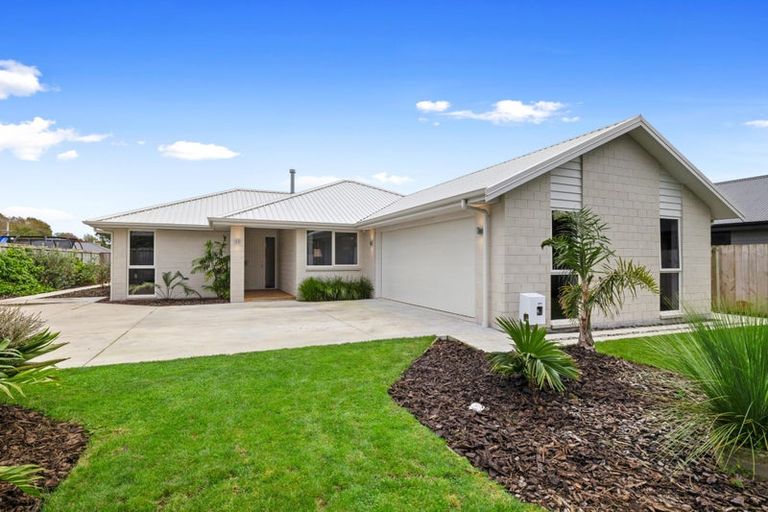 Photo of property in 539 Manutahi Road, Lepperton, New Plymouth, 4373
