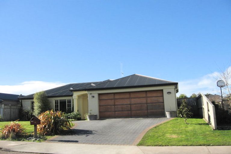 Photo of property in 66 Callum Brae Drive, Rototuna, Hamilton, 3210