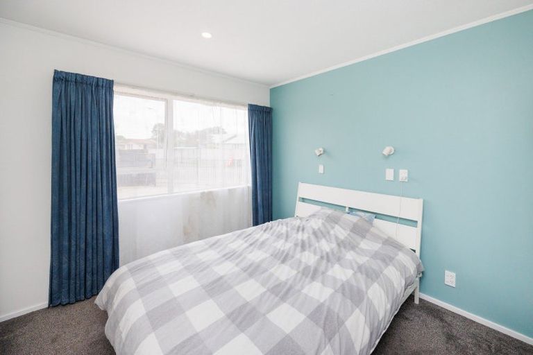 Photo of property in 23a Rhodes Drive, Kelvin Grove, Palmerston North, 4414